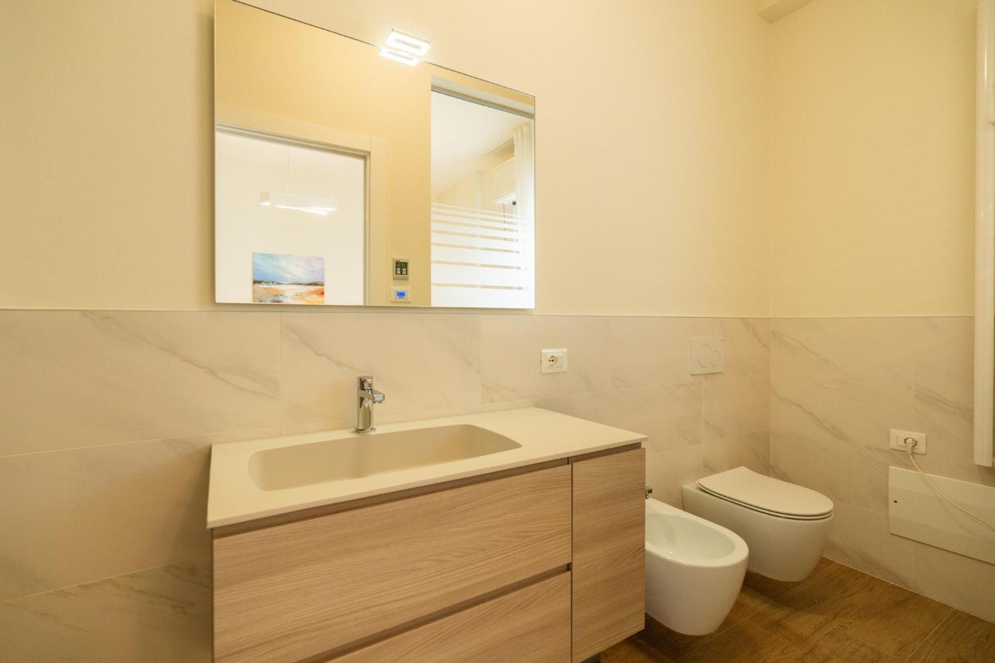 Domus Verona - Ampia Residenza Filippini A Pochi Passi Dall'Arena 외부 사진