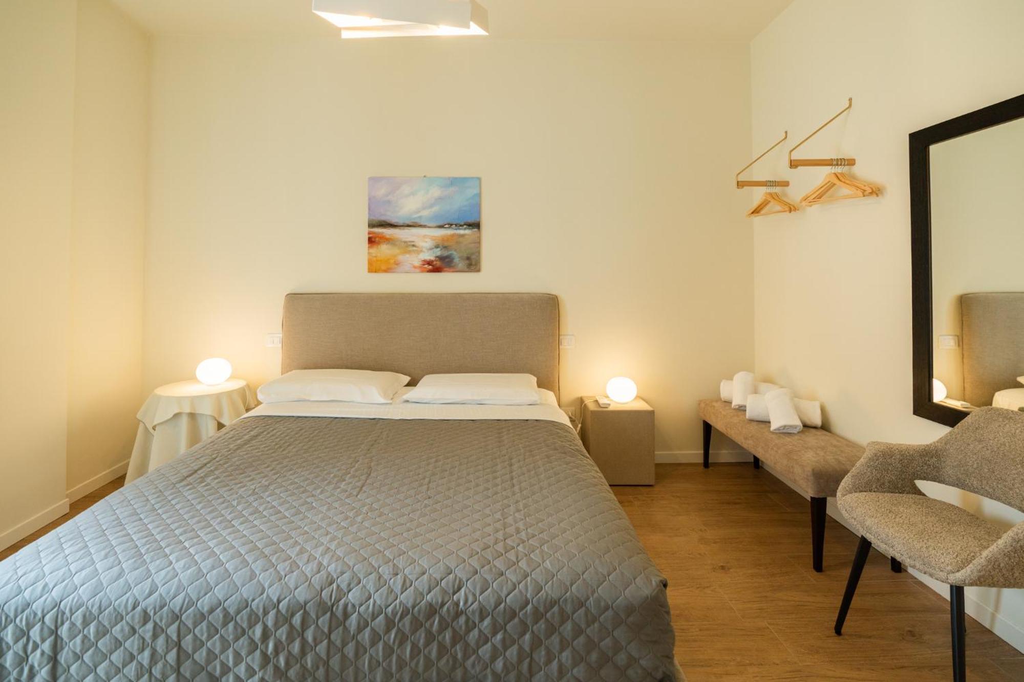 Domus Verona - Ampia Residenza Filippini A Pochi Passi Dall'Arena 객실 사진